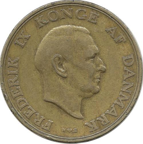 Монета 2 кроны. 1948 год, Дания.