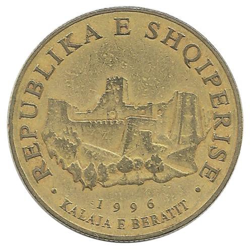 Монета 10 леков. 1996 год, Крепость Берат.  Албания.
