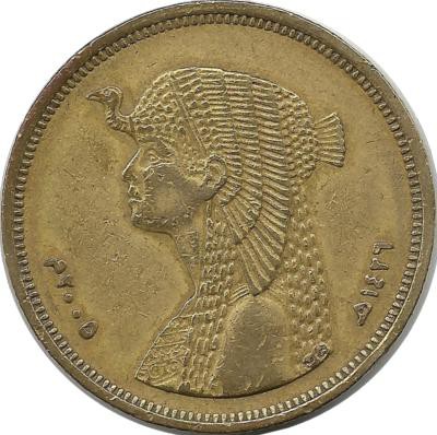 Клеопатра. Монета 50 пиастров. 2005 год, Египет.