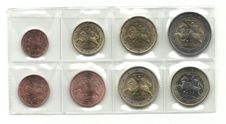 Набор монет евро (8 шт). 2015 год, Литва. В набор вошли монеты евро достоинством: 1, 2, 5, 10, 20, 50 центов, 1 и 2 евро. Состояние - UNC.